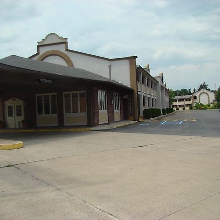 Aderi Hotel Near Bucknell University Lewisburg Exterior photo